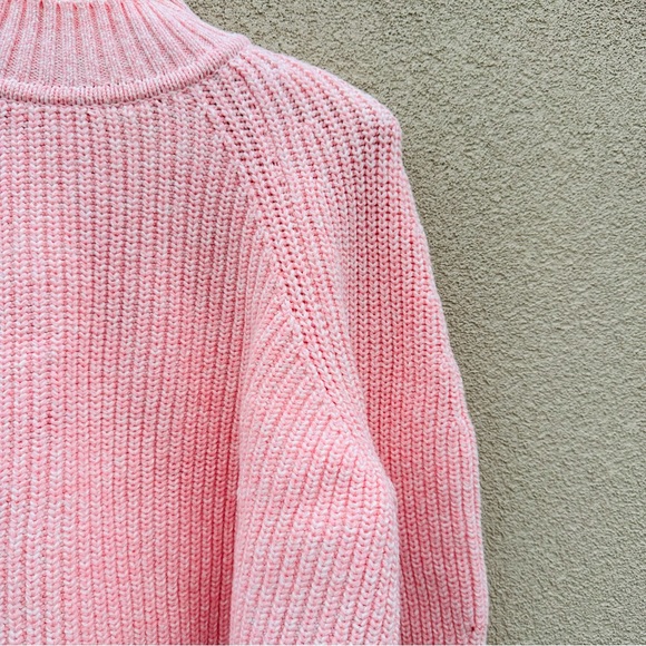Cropped mockneck sweater - Picture 4 of 9